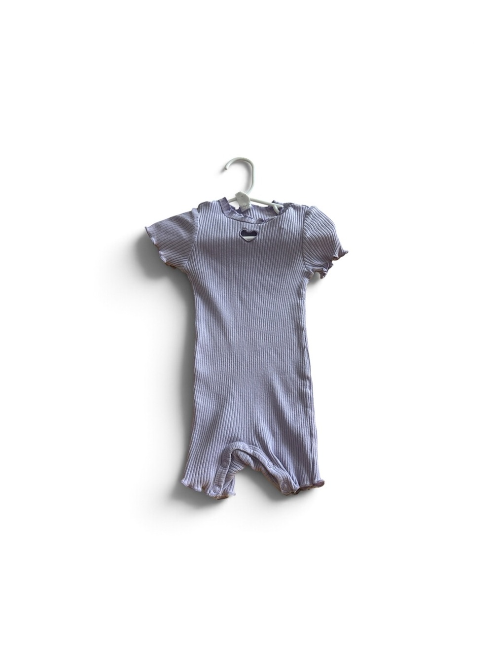 SHEIN Light Lavender Ribbed Heart-Keyhole Short Sleeve Scalloped Romper 18/24
